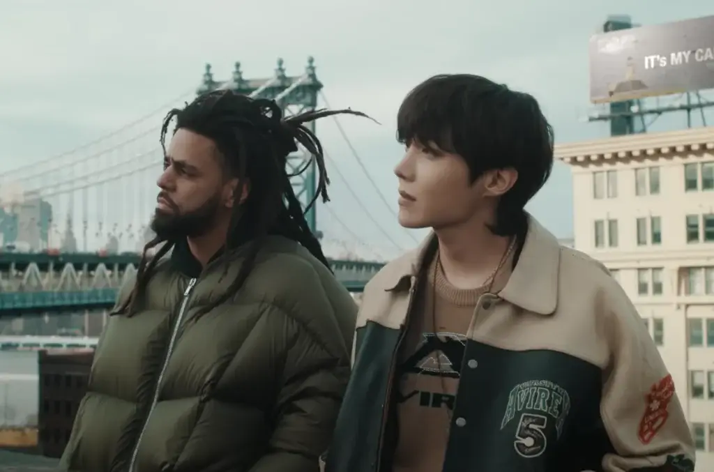 jhope dei BTS con il rapper americano J. Cole