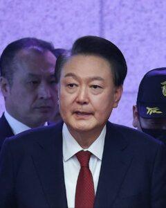 La Corte sudcoreana ordina il rilascio del presidente Yoon Suk Yeol dopo 52 giorni di detenzione.