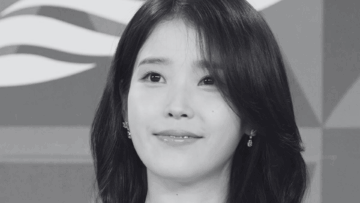 IU vince come Miglior Attrice ai Blue Dragon Series Awards