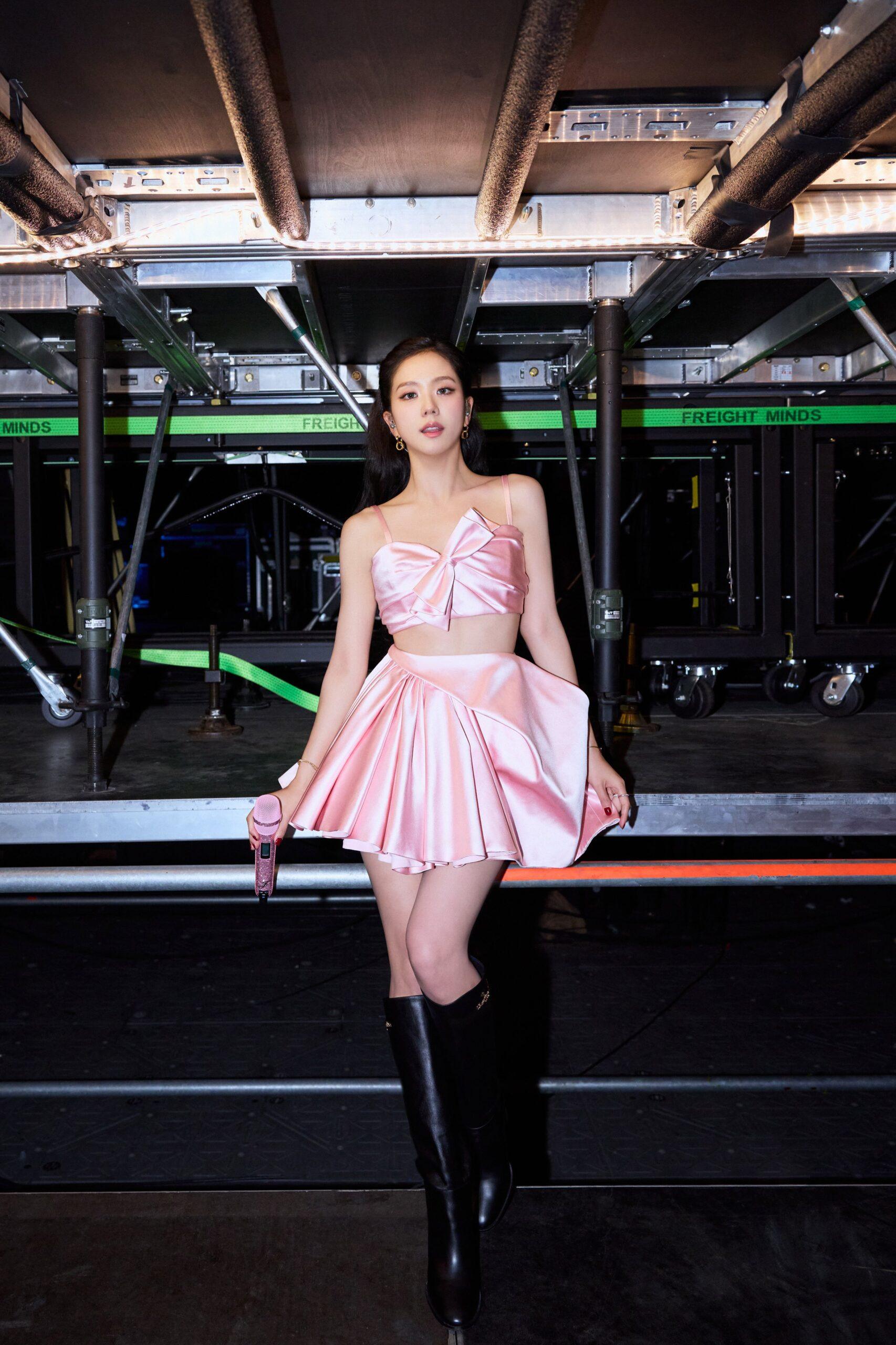 Jisoo in Dior | Credits Sooyaaa (Instagram)