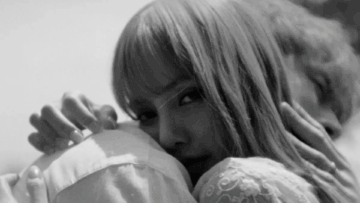 Dream (Lisa-BLACKPINK): Testo e Traduzione