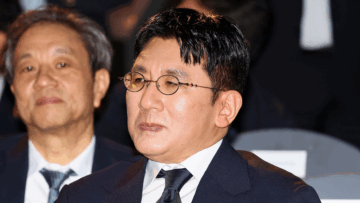 Il presidente di Hybe, Bang Si hyuk