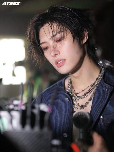 ROAR - MINGI Credits @ KQ Entertainment