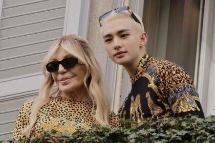 Hyunjin degli Stray Kids con Donatella Versace