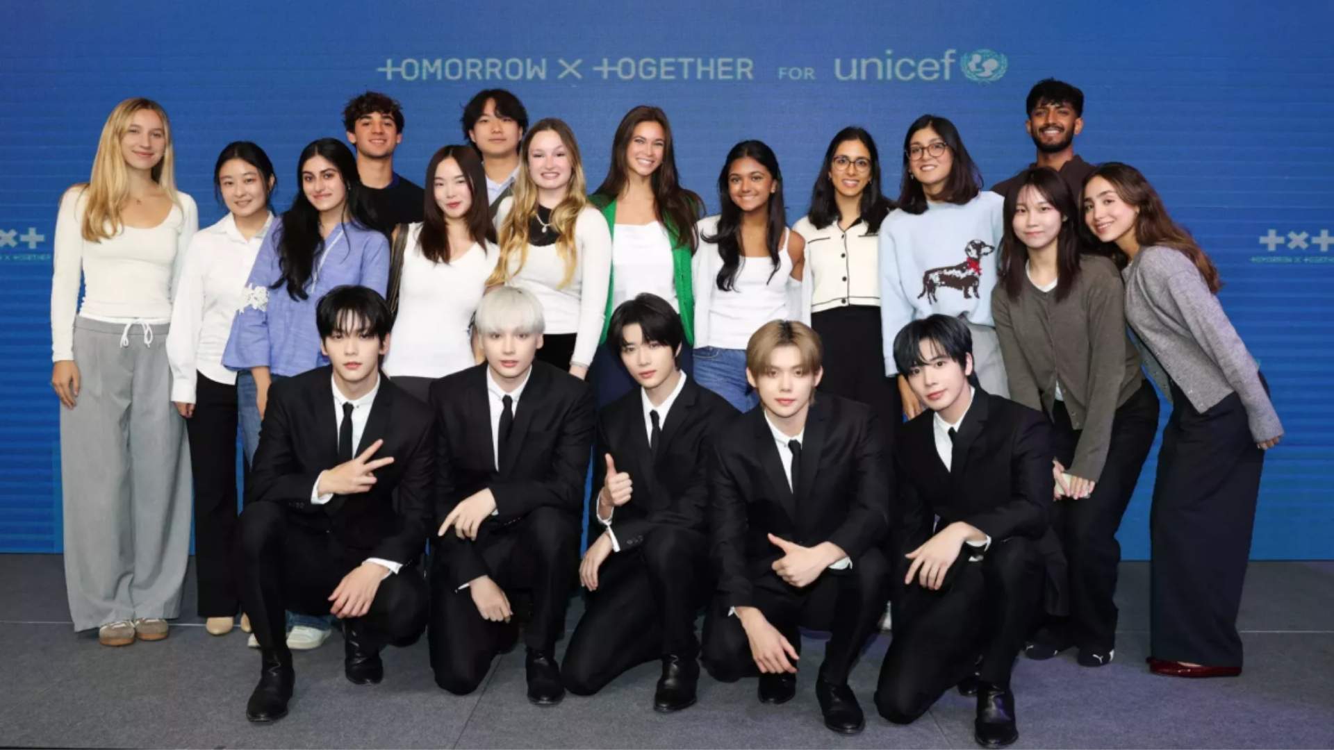 I TOMORROW x TOGETHER per UNICEF