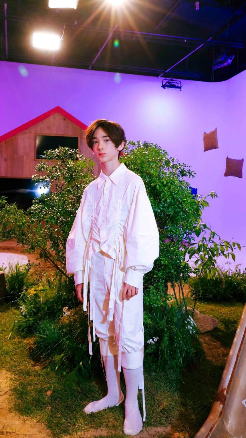 Look 2 - Credits to Hongjoong Instagram