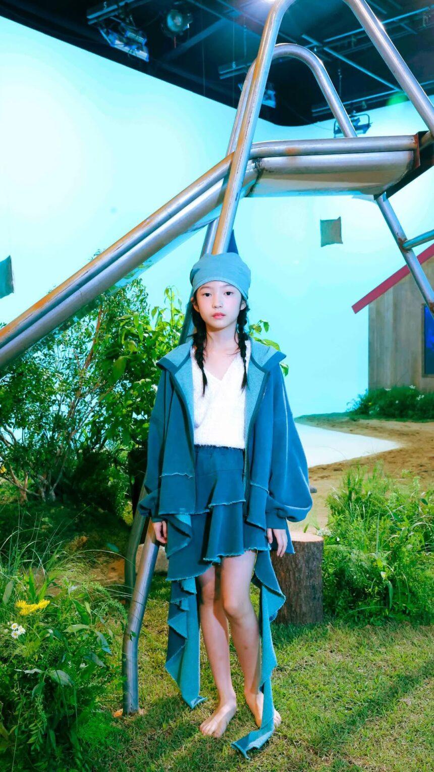 Look 7 - Credits to Hongjoong Instagram