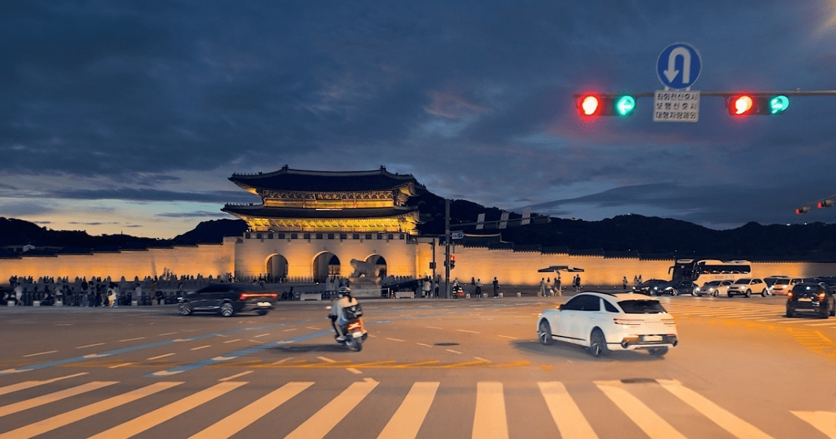 Un Thumbnail dal canale Youtube di Seoul Drive