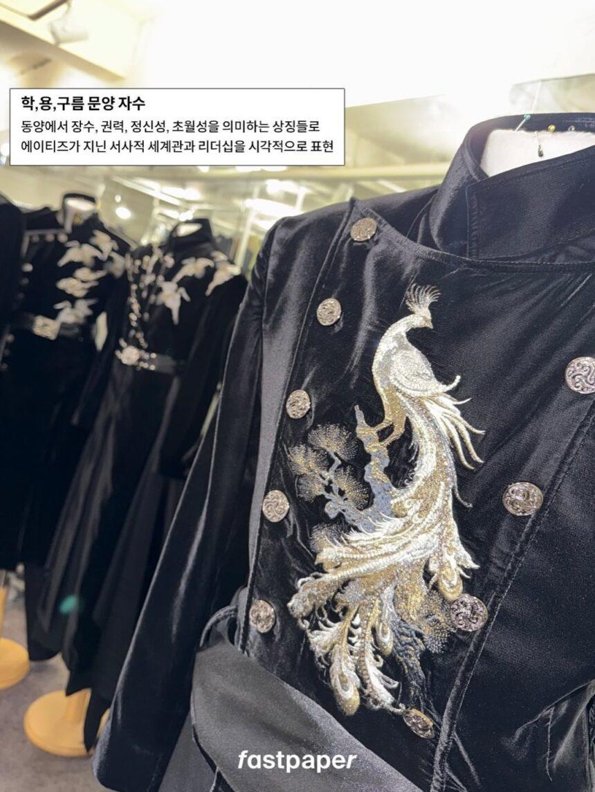 Costumi indossati dagli ATEEZ – Credits to FastPaper Magazine