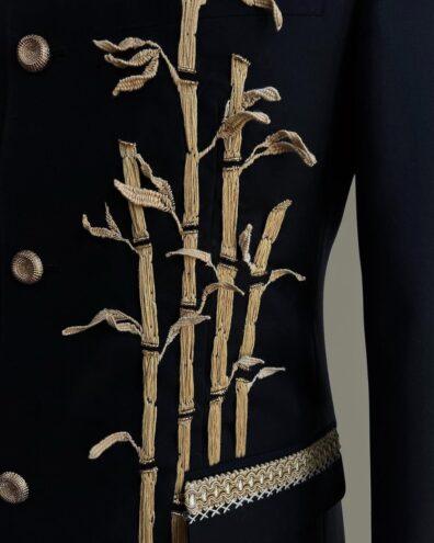 Min Yeong-hwan blood bamboo suit- Designed by Yaeji Lee (Fonte: Instagram)