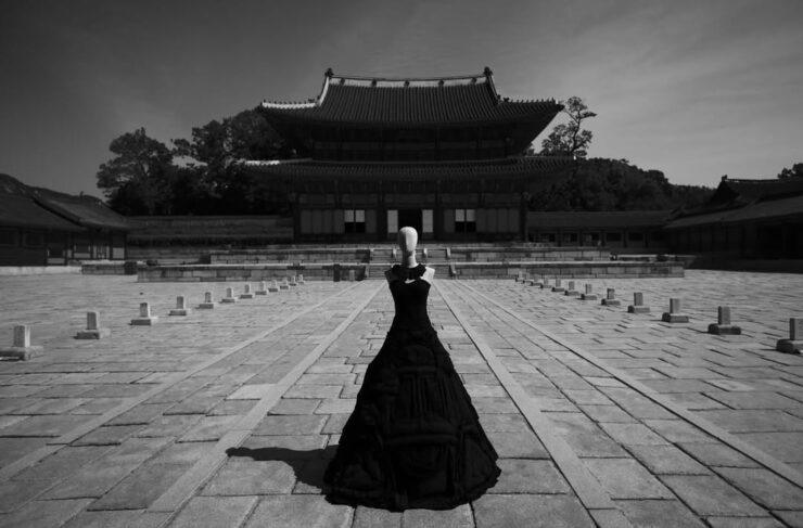 Couture Dress inspired by Injeongjeon, Changdeokgung Palace in Seoul (Fonte: Instagram)