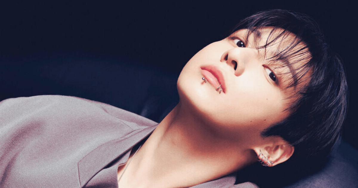 Jung Kook (BTS) in Calvin Klein su Rolling Stone UK (Picture: Tayo Kuku Jr)
