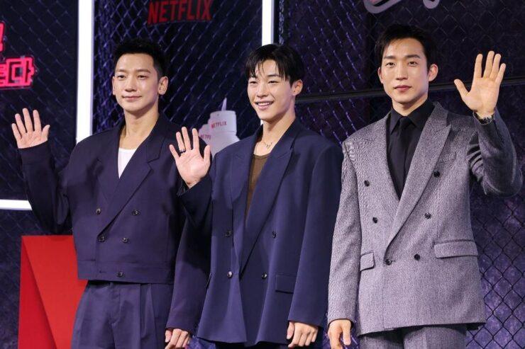 Rai, Woo Do-hwan e Lee Sang-yi durante la conferenza stampa per Bloodhounds 2