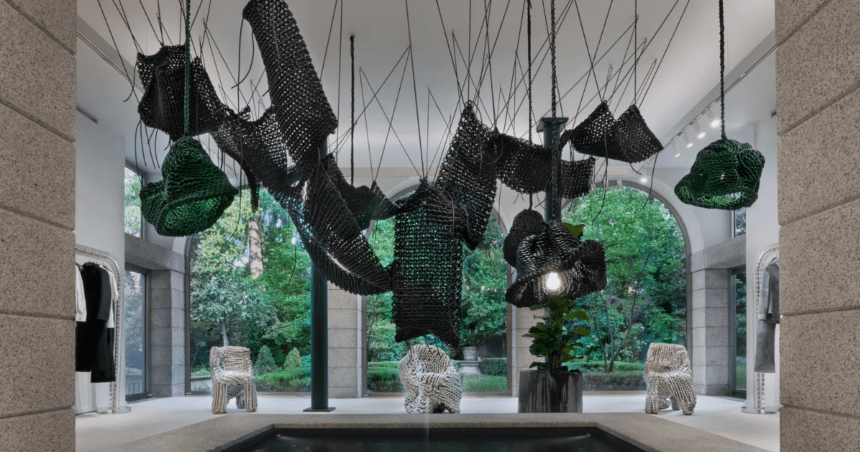 Kwangho Lee, Lightful, Bottega Veneta Flagship Store, Milano, 2026 (Courtesy Bottega Veneta