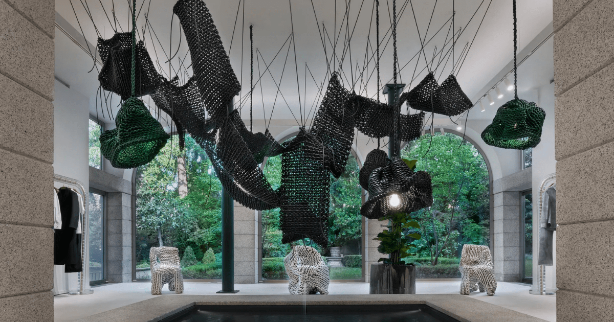 Kwangho Lee, Lightful, Bottega Veneta Flagship Store, Milano, 2026 (Courtesy Bottega Veneta