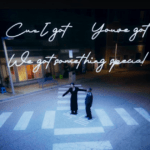 Uno screen del lyric video di Something Special